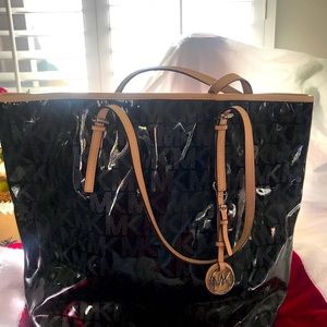 Michael Kors Tote like new